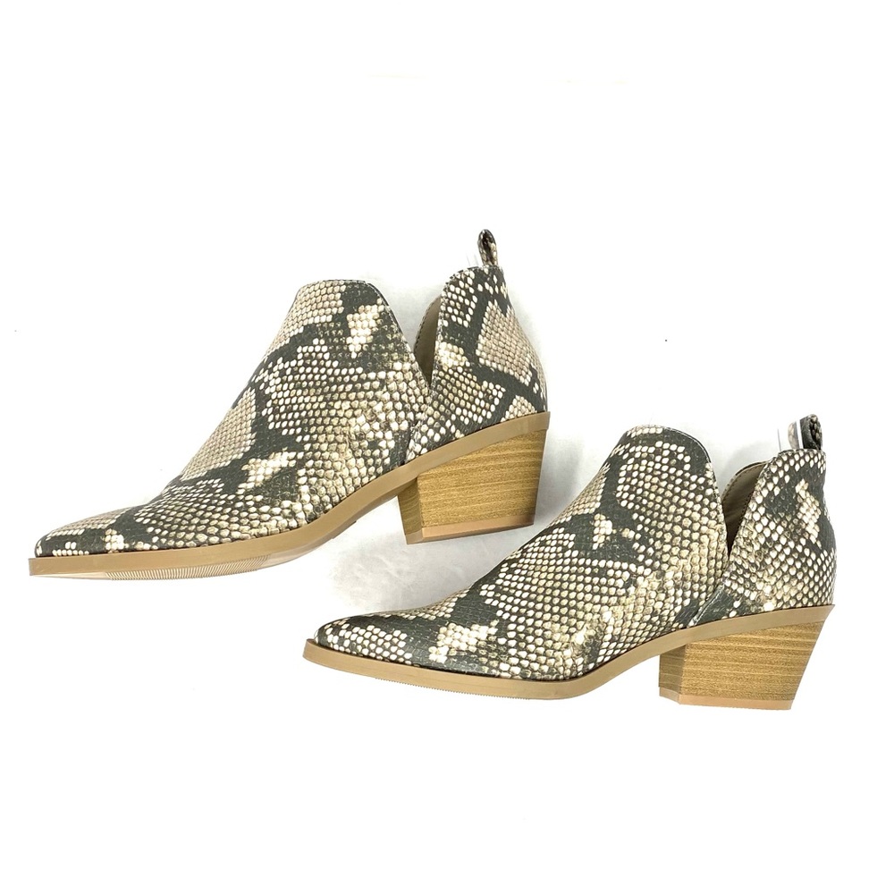 Universal Thread Booties - image 7